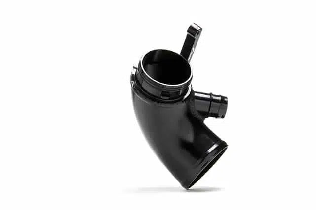 Manicotto turbina alta portata "Inlet Pipe" per Kit Aspirazioni RacingLine R600. (MQB EA888.3 1.8 & 2.0 TSI)