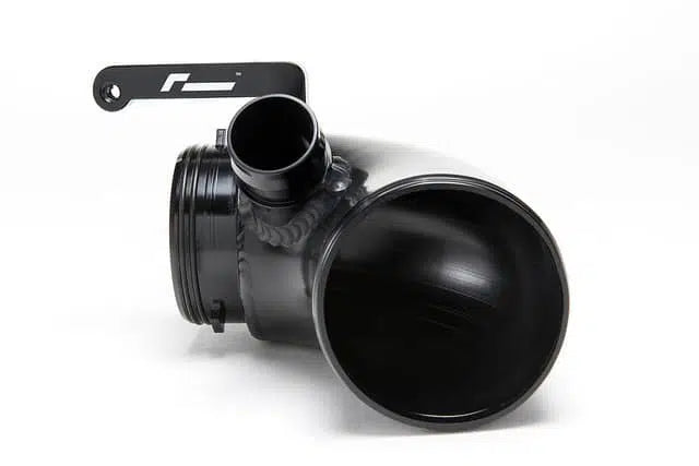 Manicotto turbina alta portata "Inlet Pipe" per Kit Aspirazioni RacingLine R600. (MQB EA888.3 1.8 & 2.0 TSI)