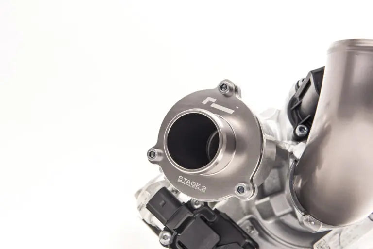 Turbo IS38 OEM+ STAGE 3 di RacingLine per Telaio cod: "MQB".